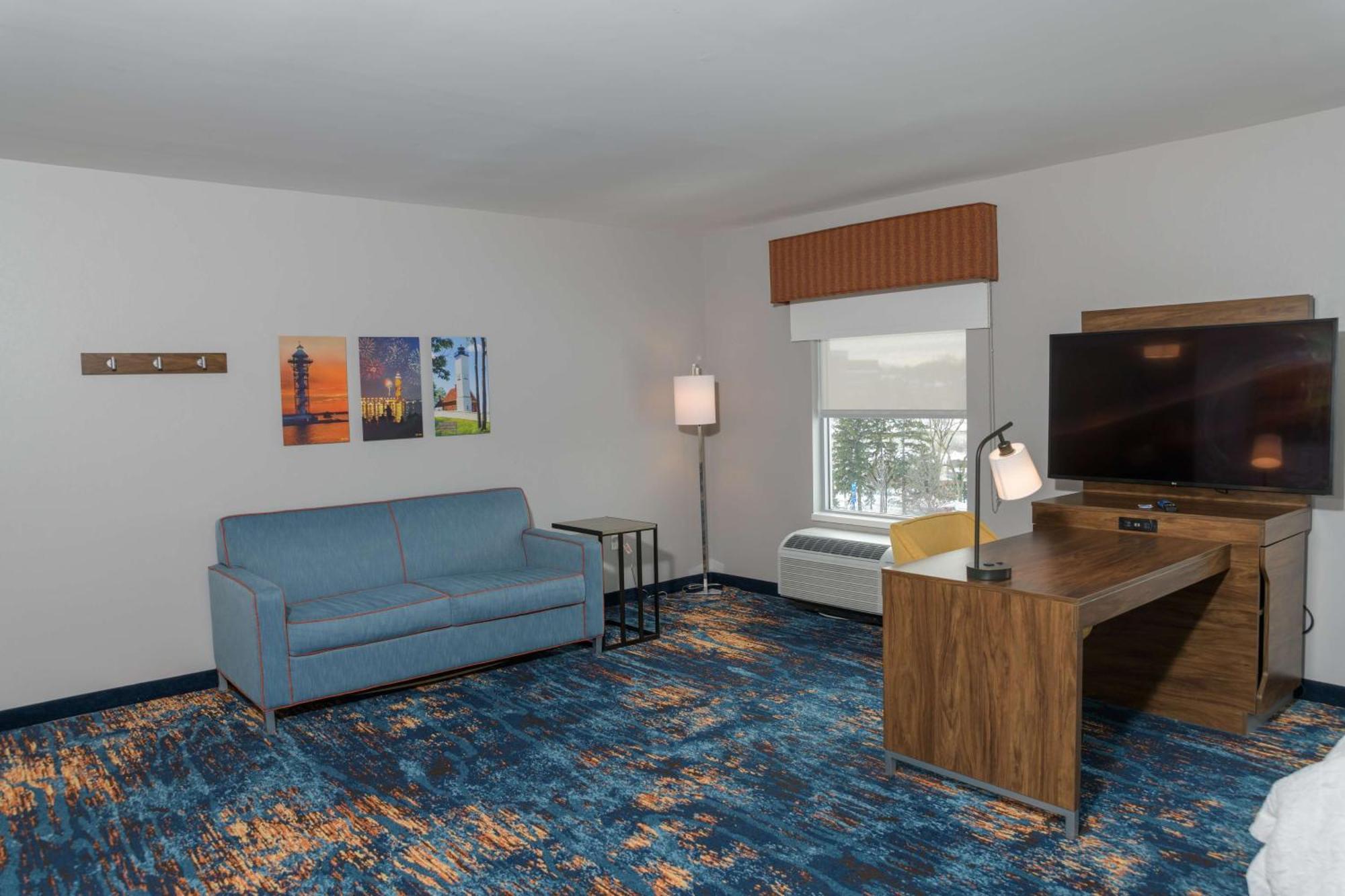 Hampton Inn & Suites Erie Bayfront Exteriér fotografie