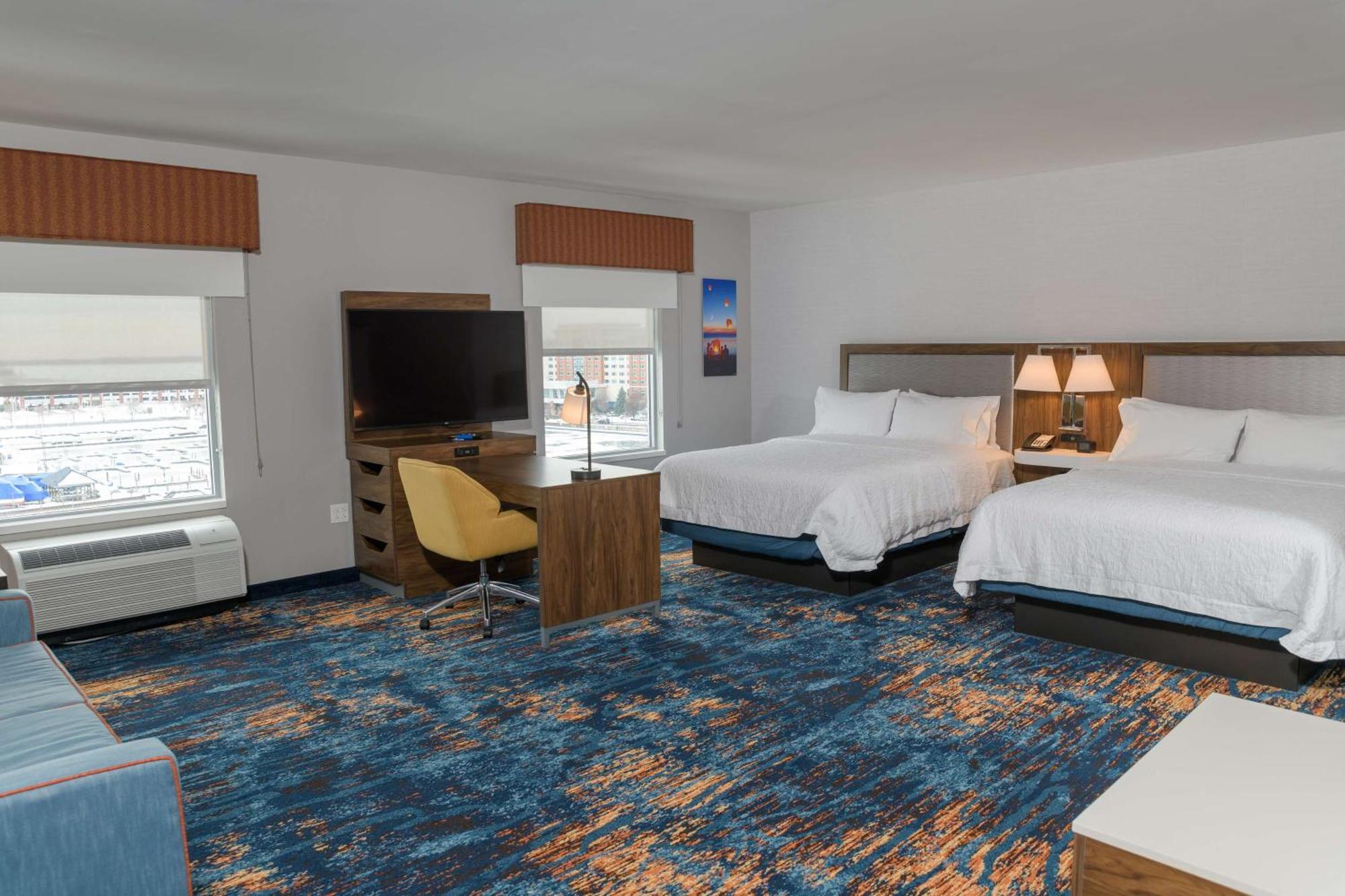 Hampton Inn & Suites Erie Bayfront Exteriér fotografie