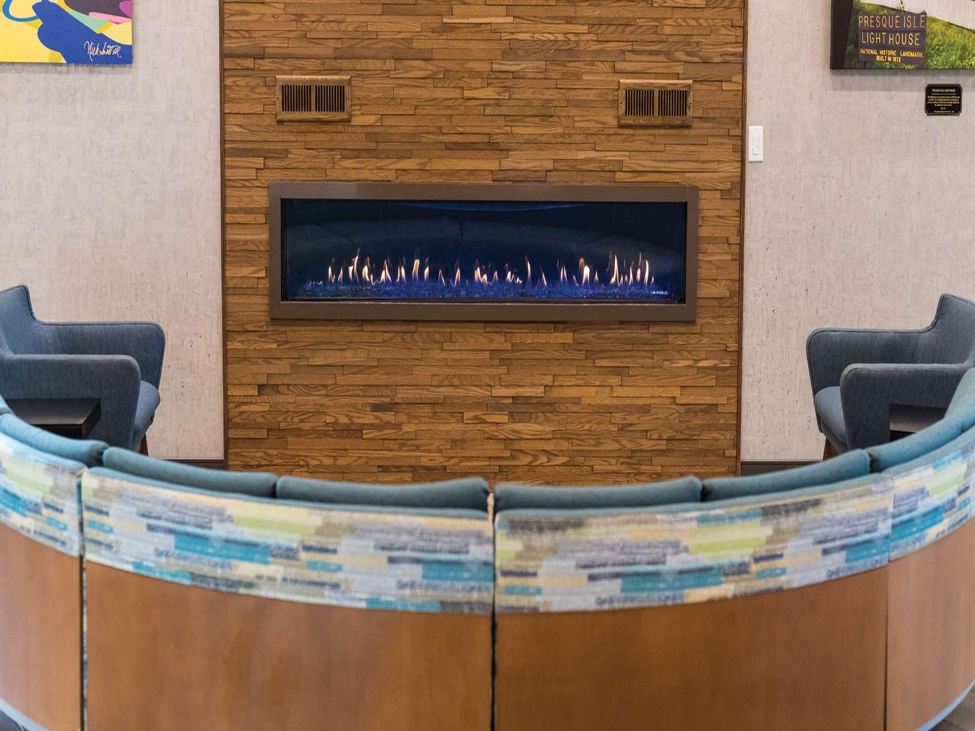 Hampton Inn & Suites Erie Bayfront Exteriér fotografie